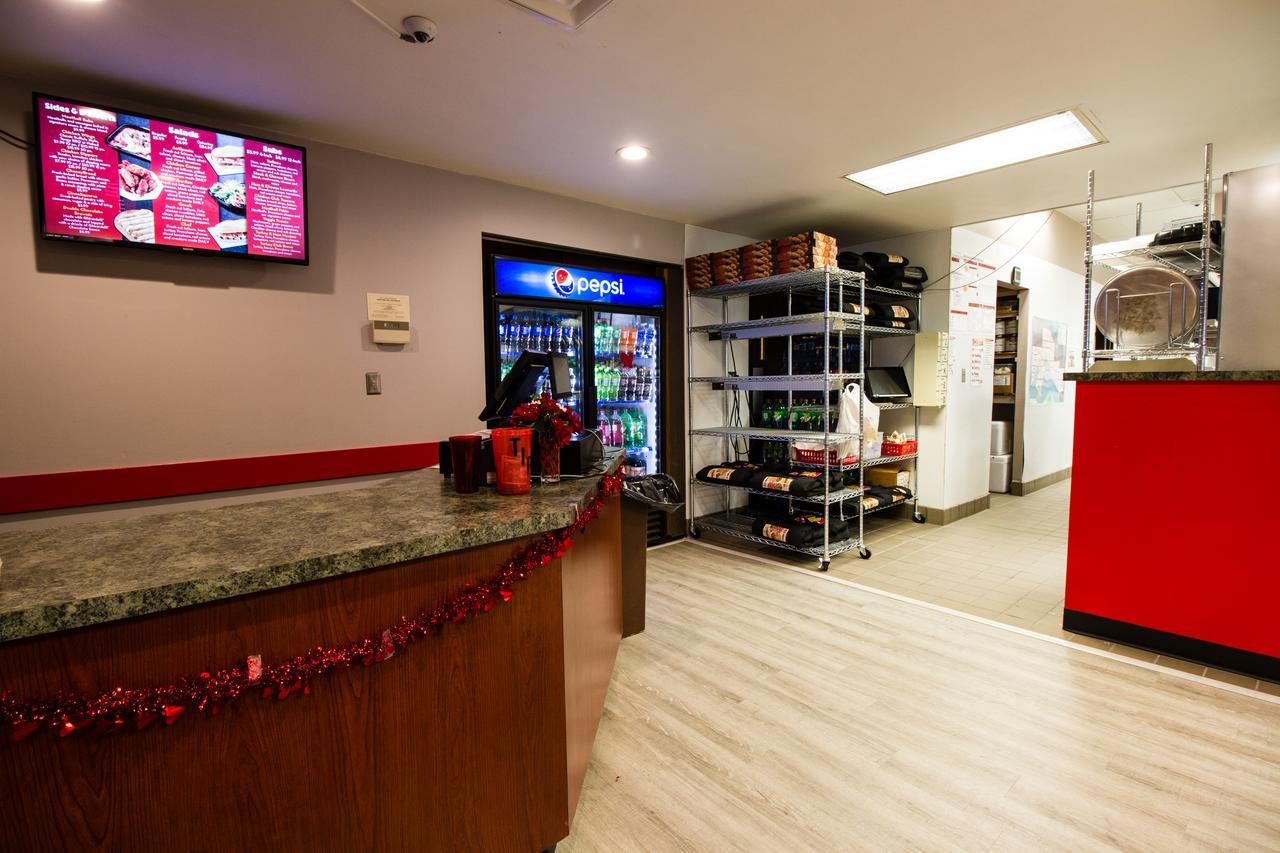 Great American Inn & Suites Devils Lake Buitenkant foto